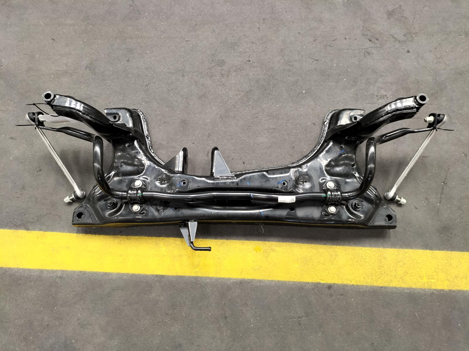 Bekijk Auto-onderdeel SUBFRAME VOOR FORD TOURNEO COURIER 2024