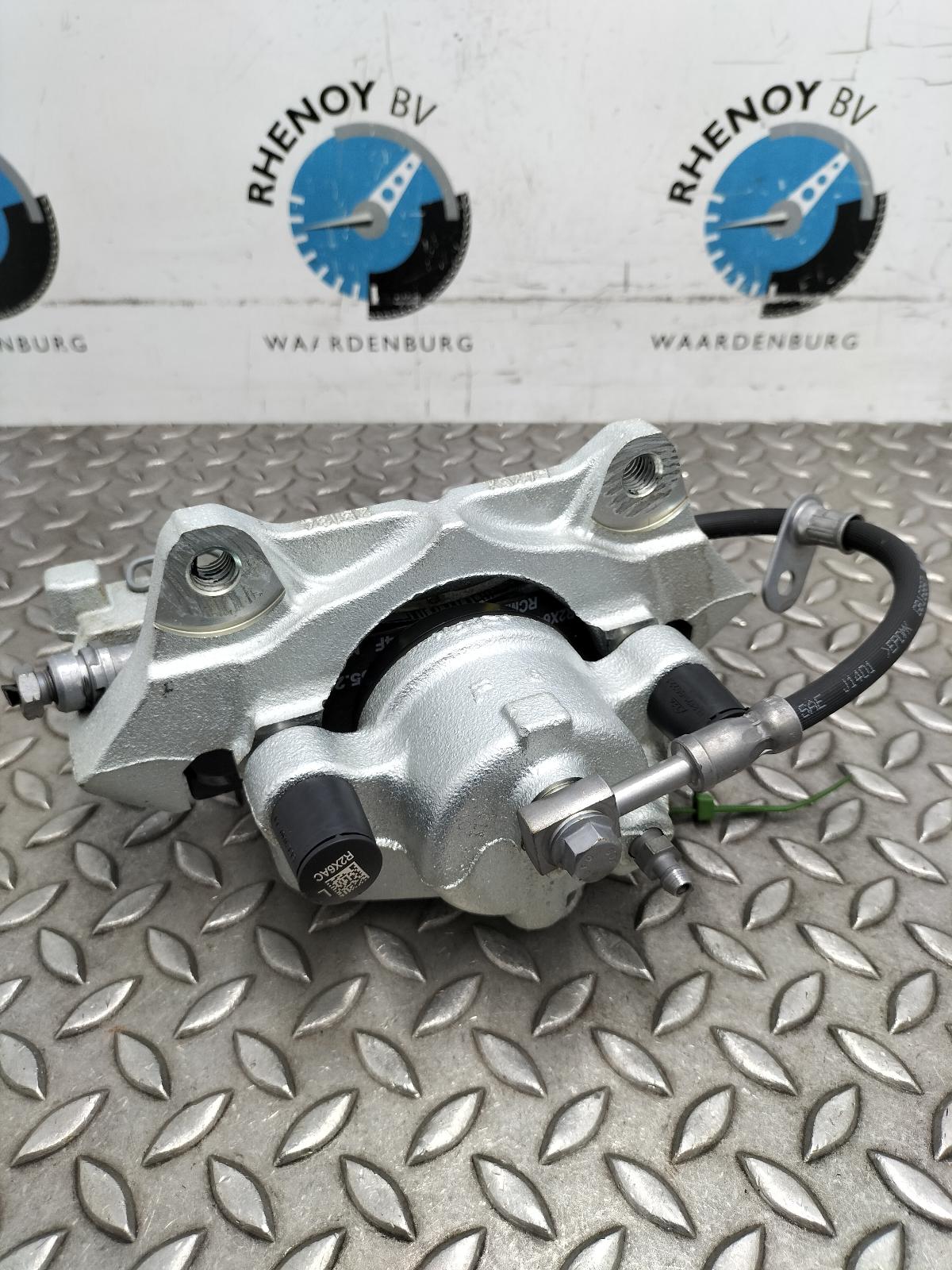 View Auto part REM KLAUW FORD TOURNEO COURIER 2024