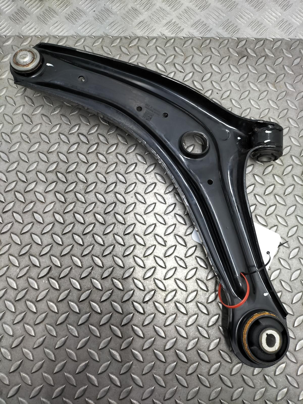 View Auto part DRAAGARM ONDER RV FORD TRANSIT COURIER 2024