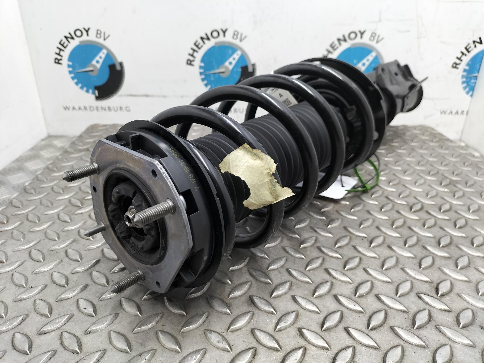 View Auto part VEERPOOT / SCHOKBREKER LV FORD TOURNEO COURIER 2024