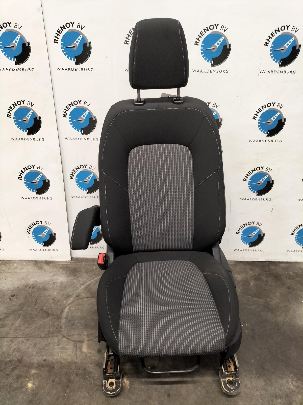 Bekijk Auto-onderdeel STOEL VOOR FORD TRANSIT COURIER 2024