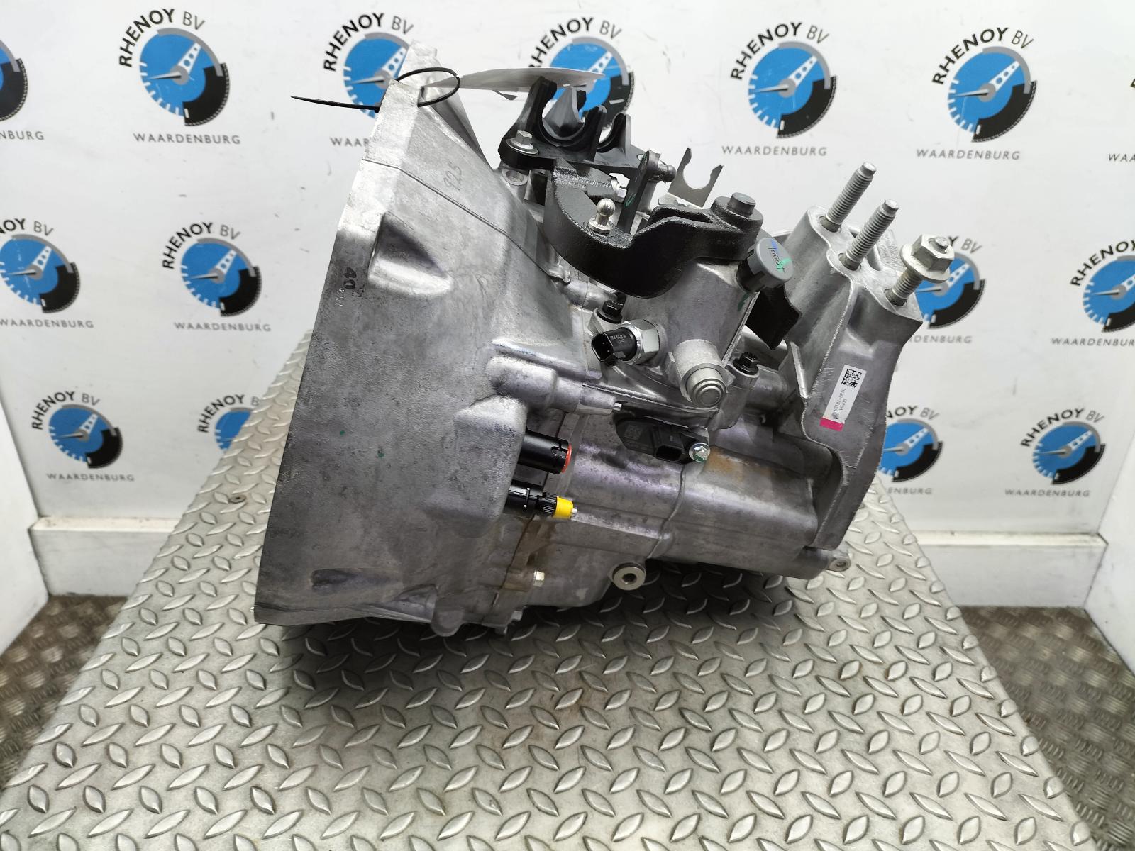 2024 FORD TRANSIT COURIER TRANSMISSIE / VERSNELLINGSBAK View Auto part TRANSMISSIE / VERSNELLINGSBAK FORD TRANSIT COURIER 2024