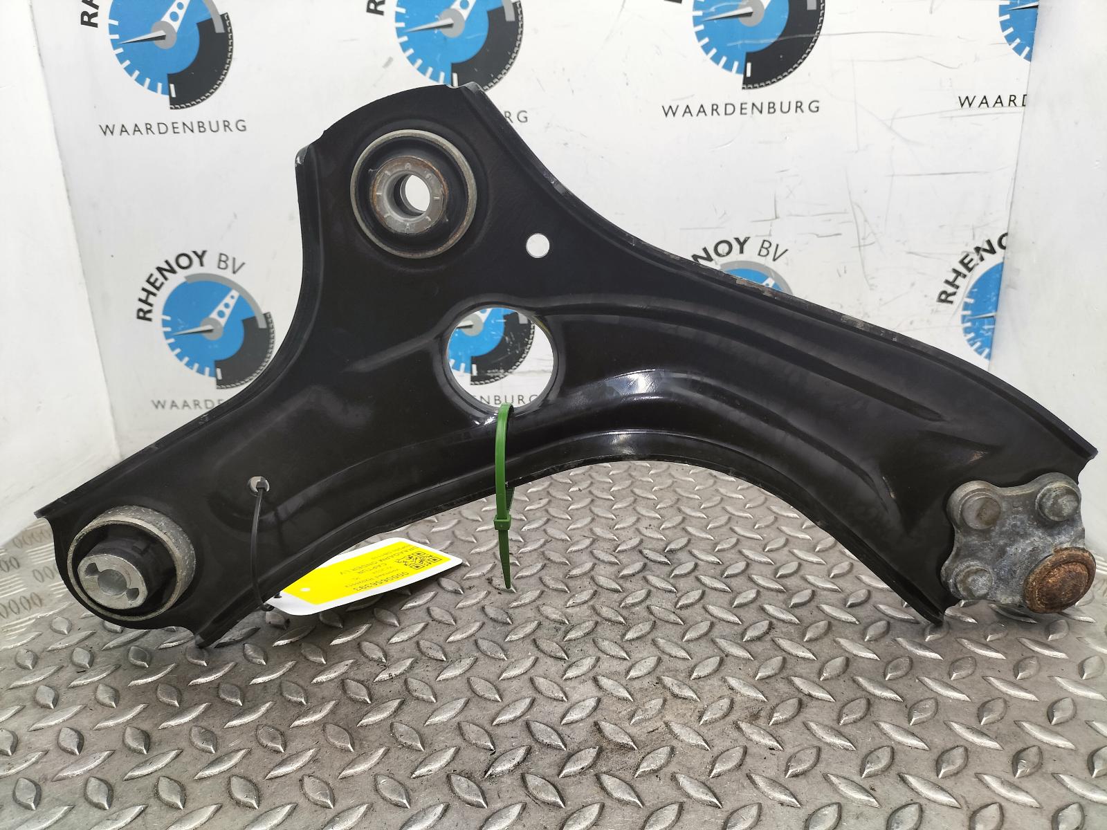 2024 RENAULT CAPTUR DRAAGARM ONDER LV View Auto part DRAAGARM ONDER LV RENAULT CAPTUR 2024