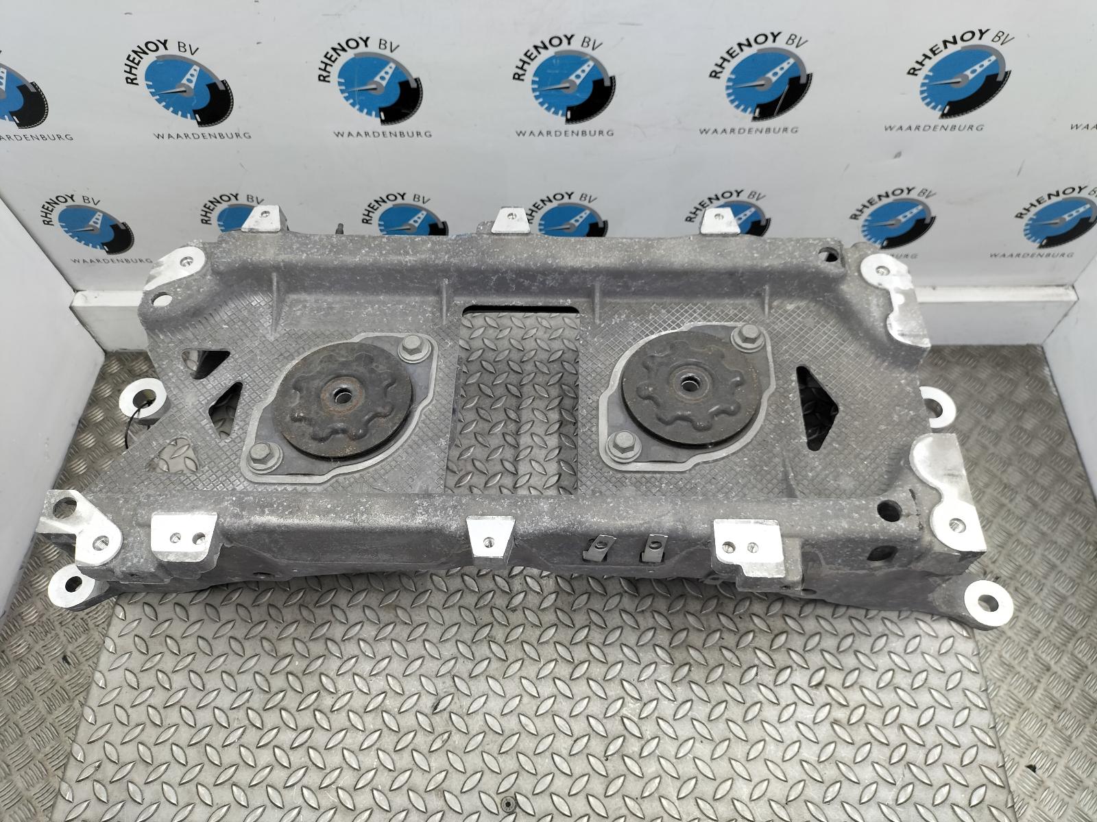 View Auto part SUBFRAME VOOR FORD MUSTANG SUV 2022