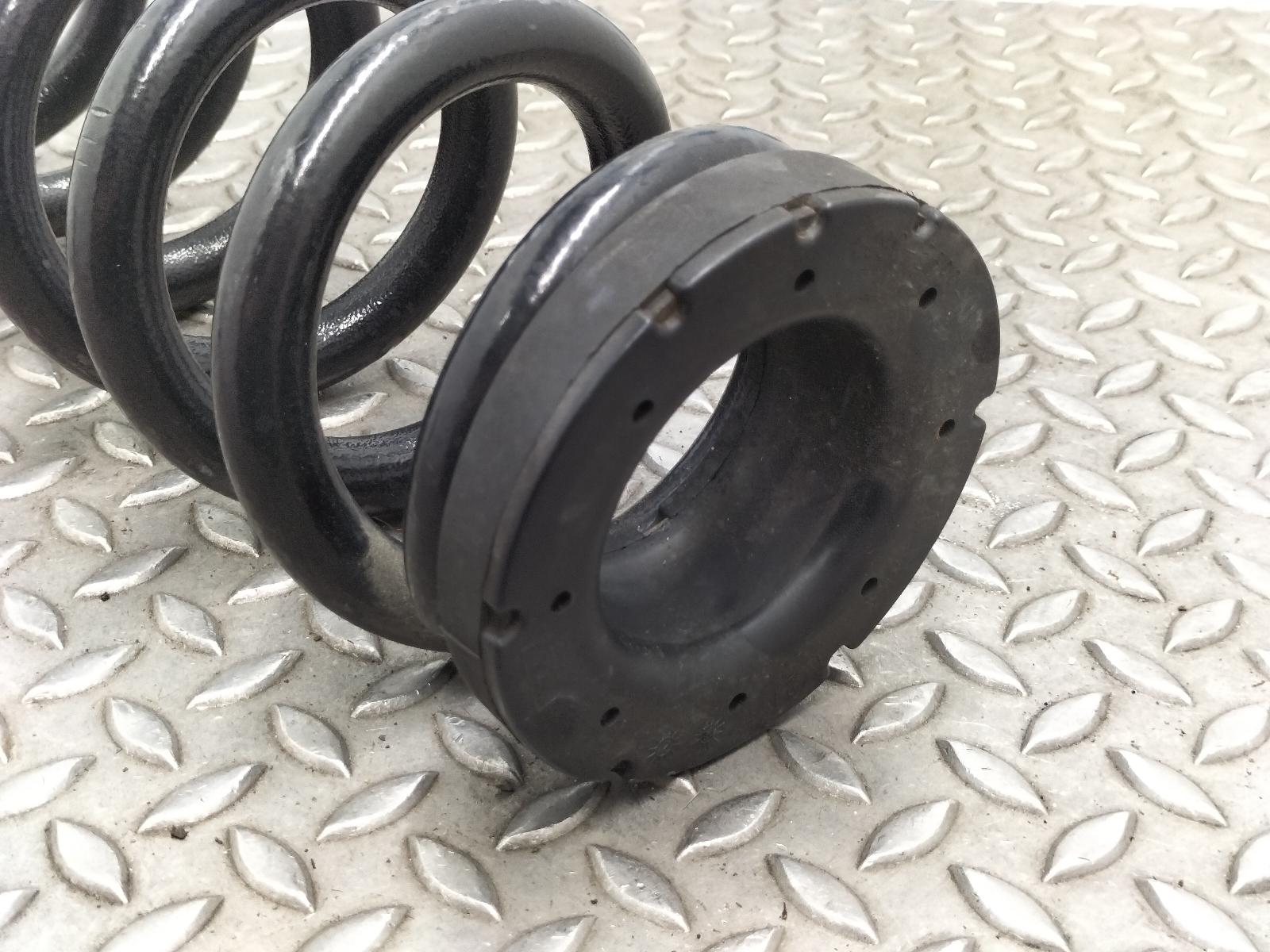 View Auto part SCHROEFVEER ACHTER FORD MUSTANG SUV 2022