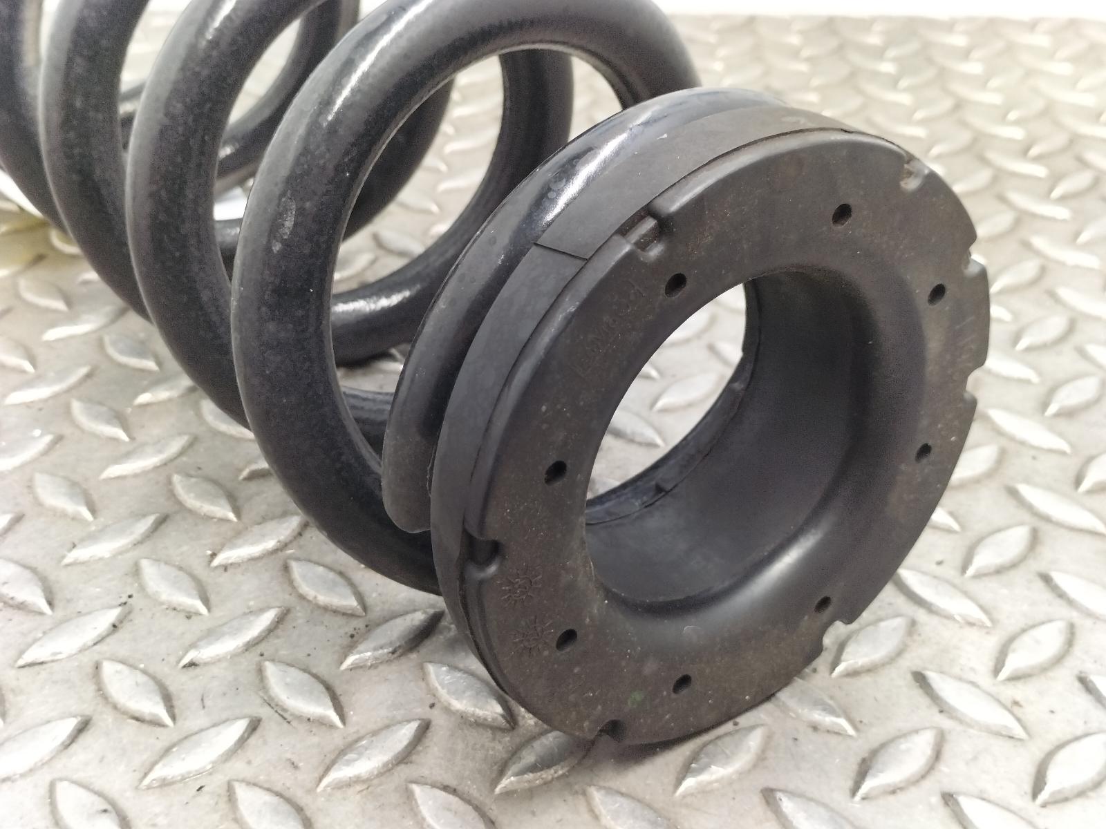 2022 FORD MUSTANG SUV SCHROEFVEER ACHTER View Auto part SCHROEFVEER ACHTER FORD MUSTANG SUV 2022