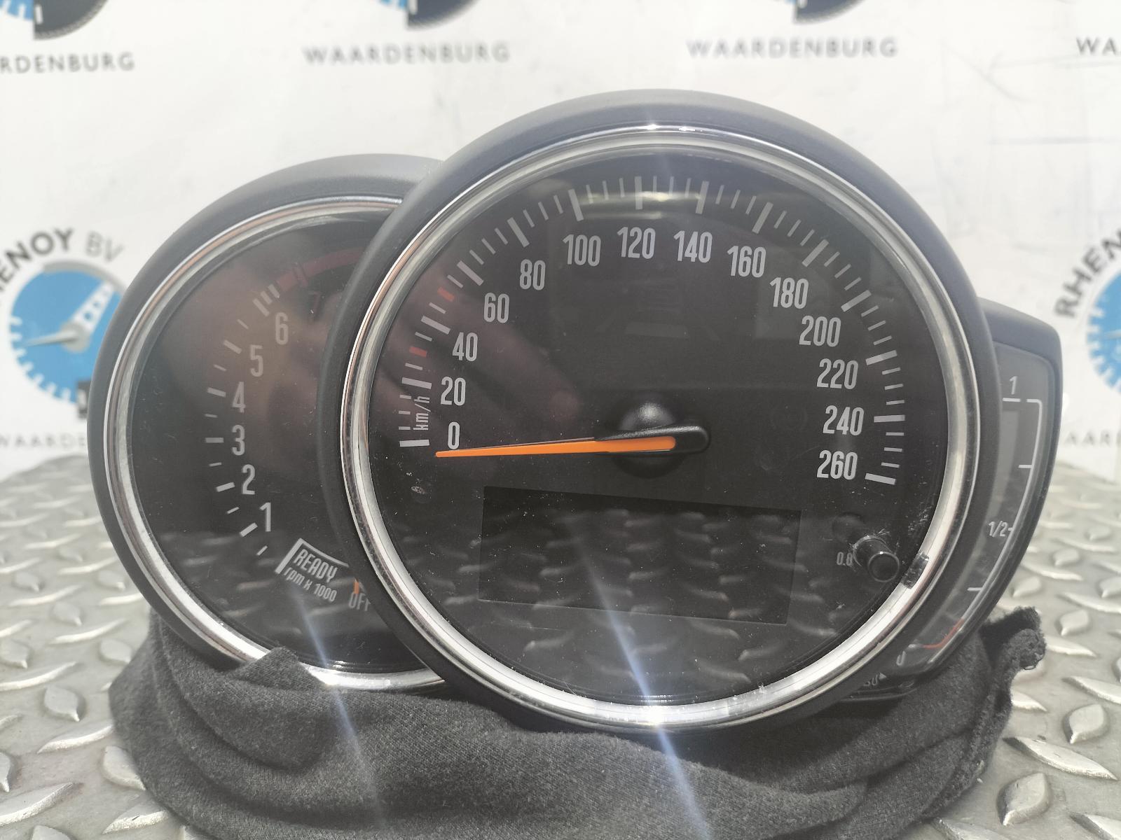 Bekijk Auto-onderdeel KLOKKENPANEEL MINI (BMW) MINI 2018