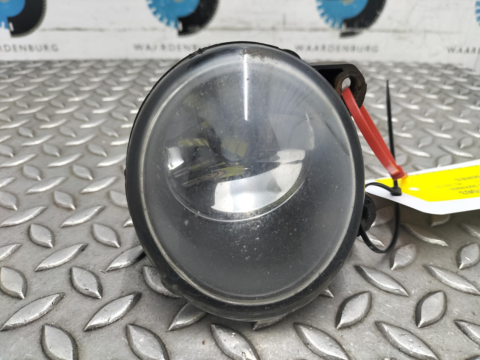 Bekijk Auto-onderdeel MISTLAMP BMW 5 SERIES 2011