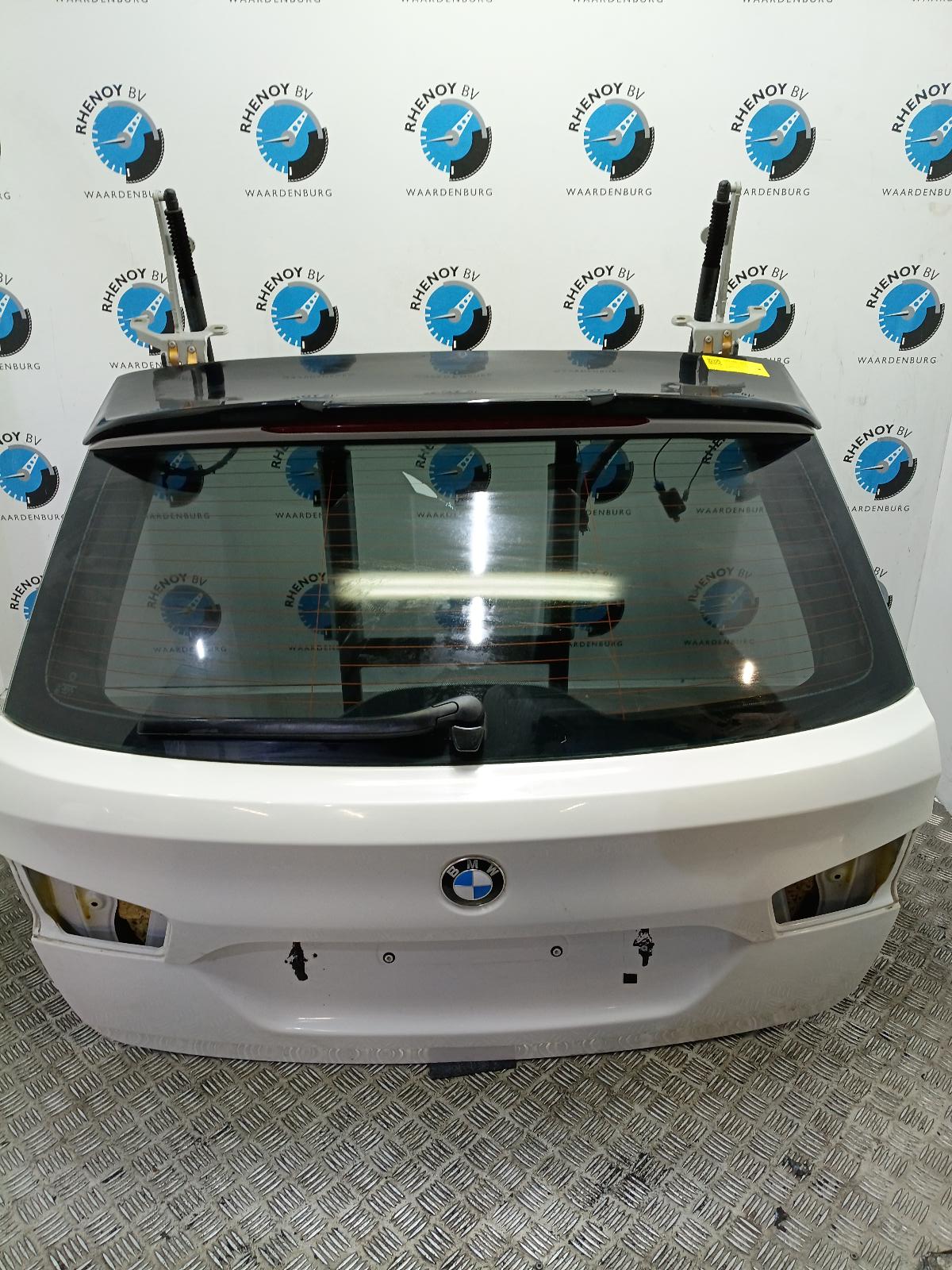 Bekijk Auto-onderdeel ACHTERKLEP BMW 5 SERIES 2011