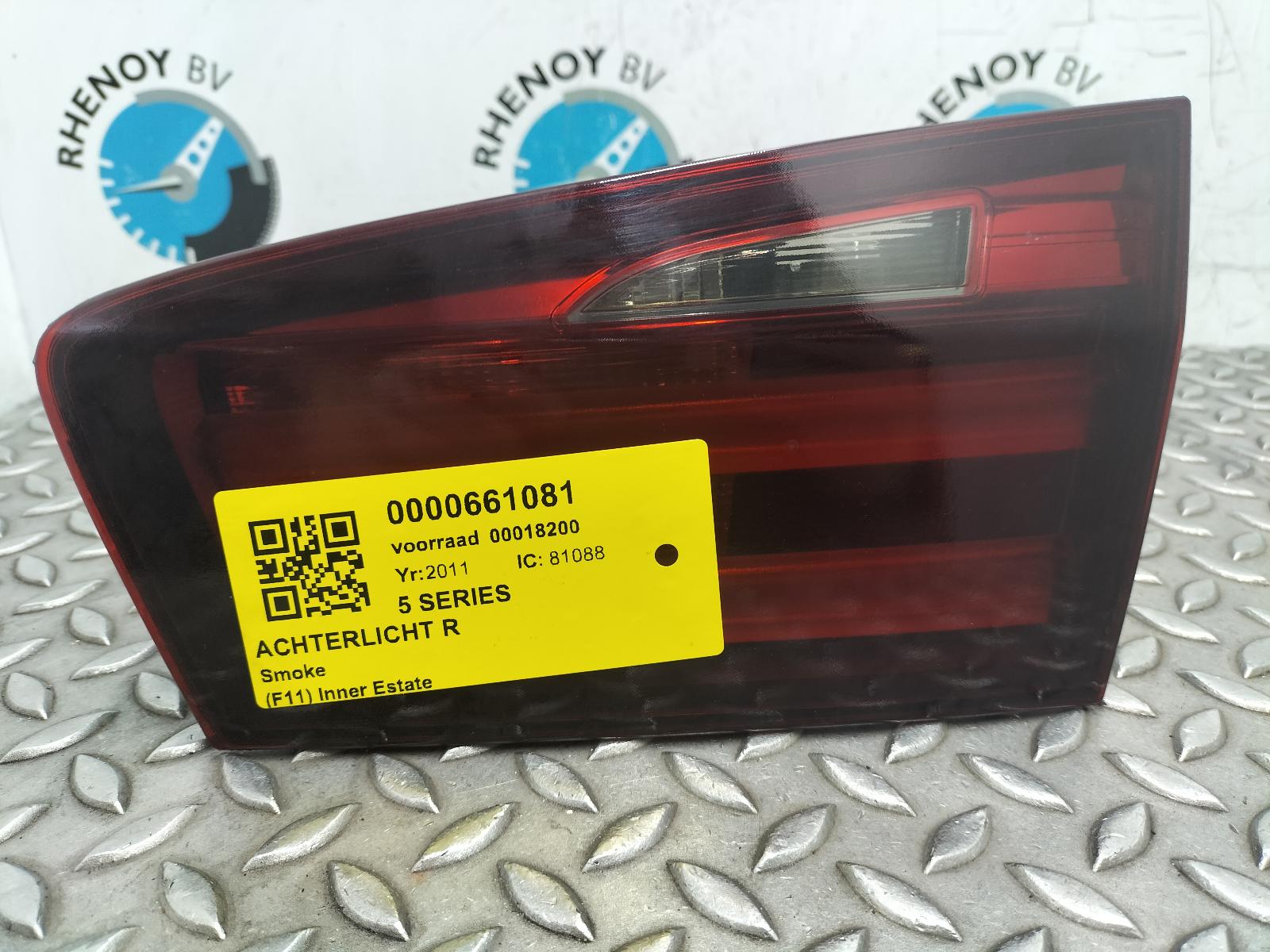 Bekijk Auto-onderdeel ACHTERLICHT R BMW 5 SERIES 2011