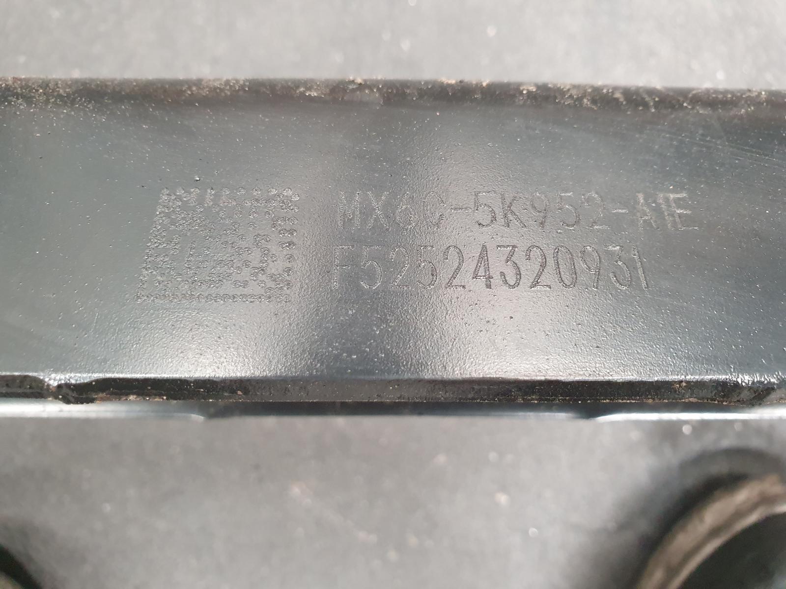 View Auto part STARRE ACHTER AS FORD KUGA 2024