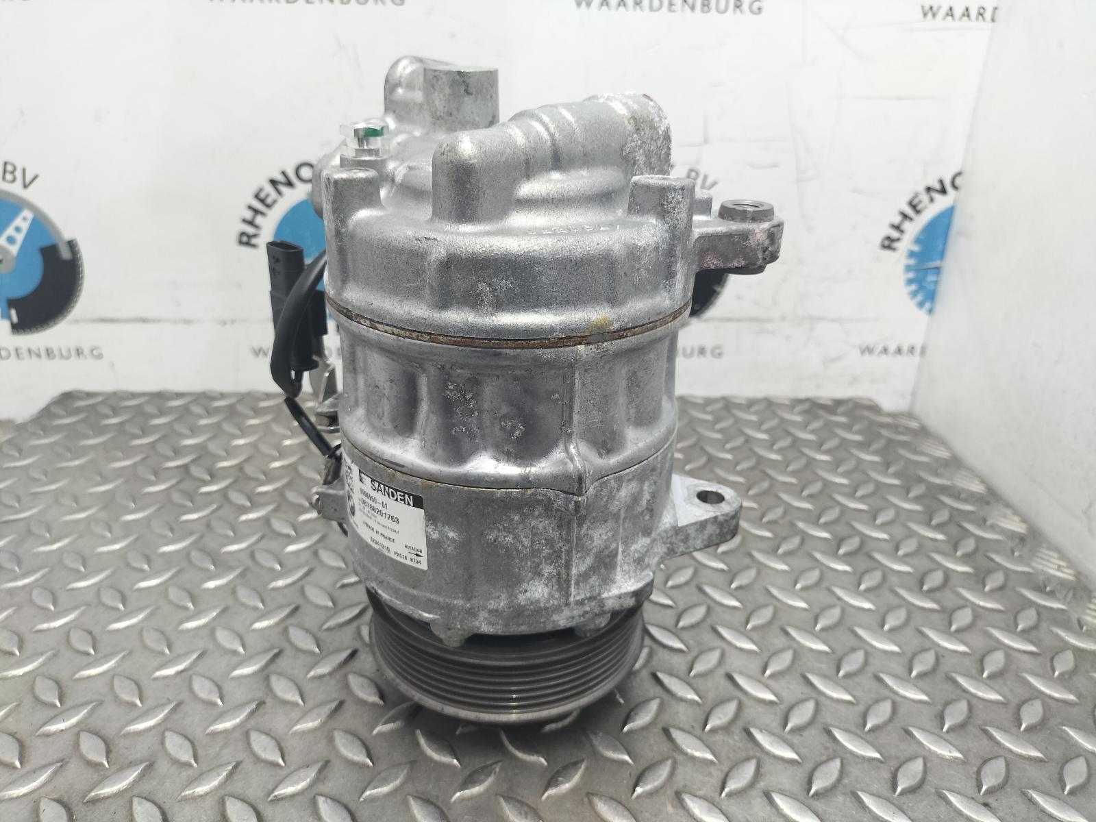 Bekijk Auto-onderdeel AIRCO COMPRESSOR / AIRCOPOMP BMW 5 SERIES 2022