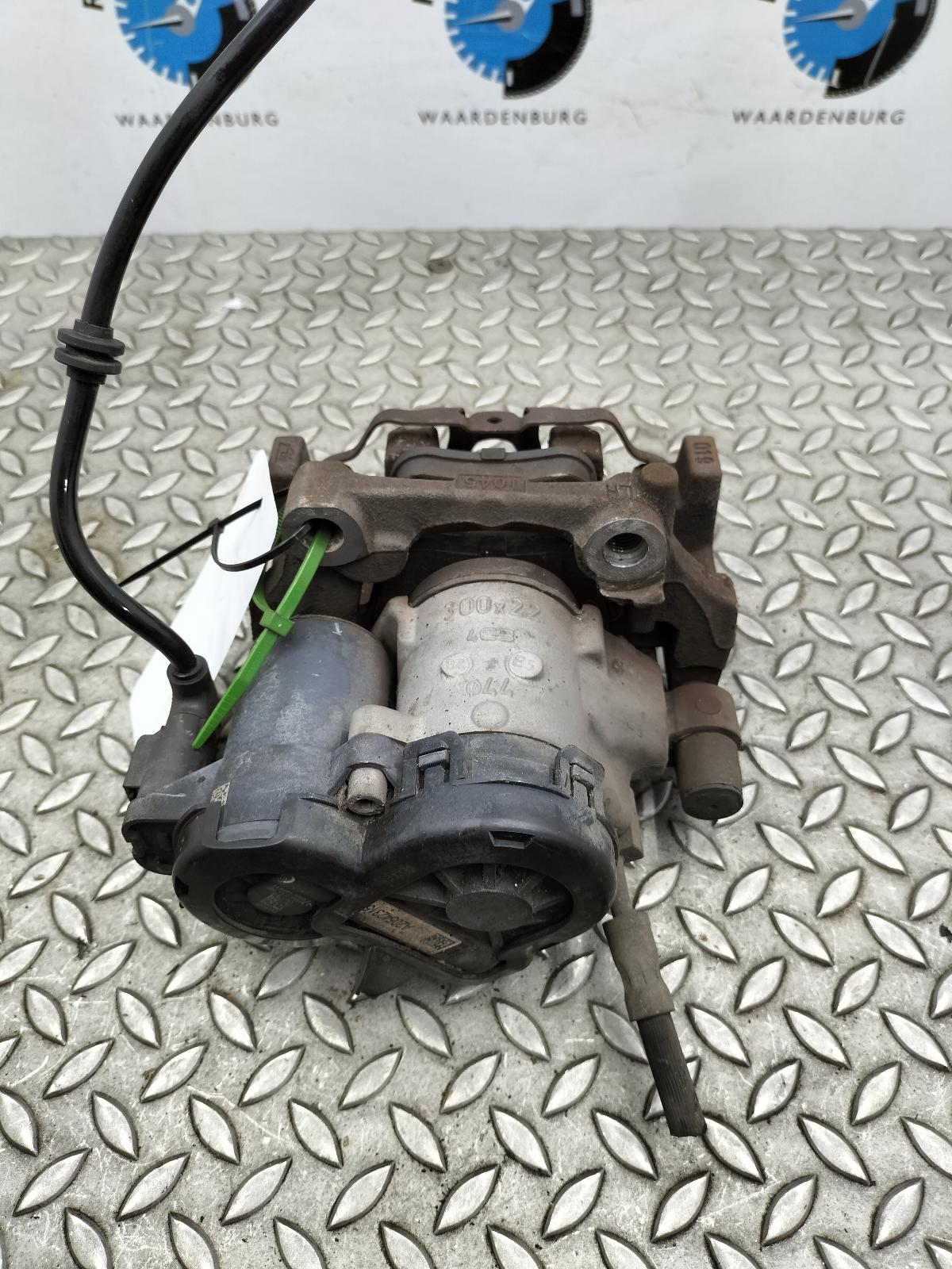 2015 MERCEDES C CLASS REM KLAUW View Auto part REM KLAUW MERCEDES C CLASS 2015