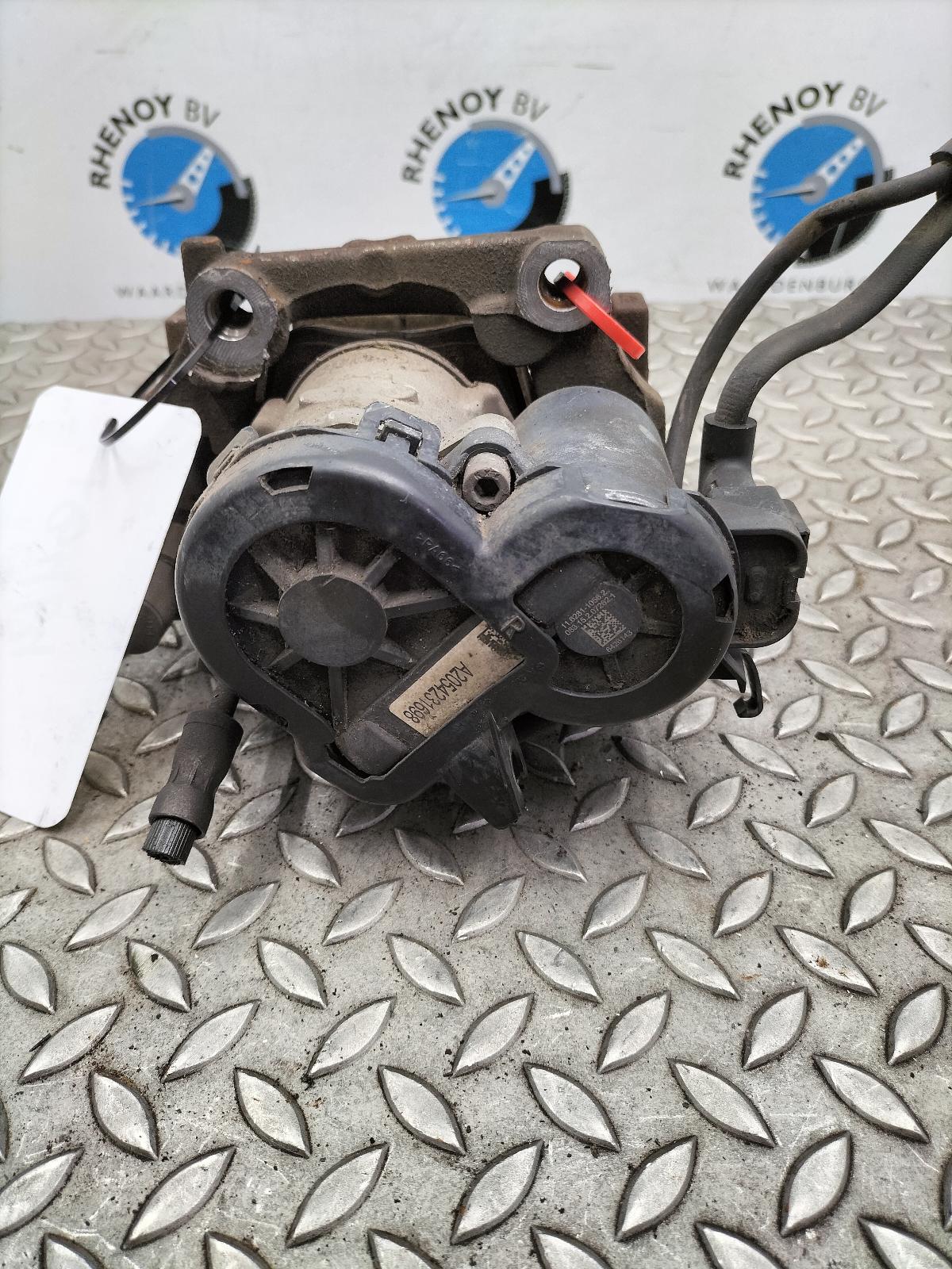 2015 MERCEDES C CLASS REM KLAUW View Auto part REM KLAUW MERCEDES C CLASS 2015