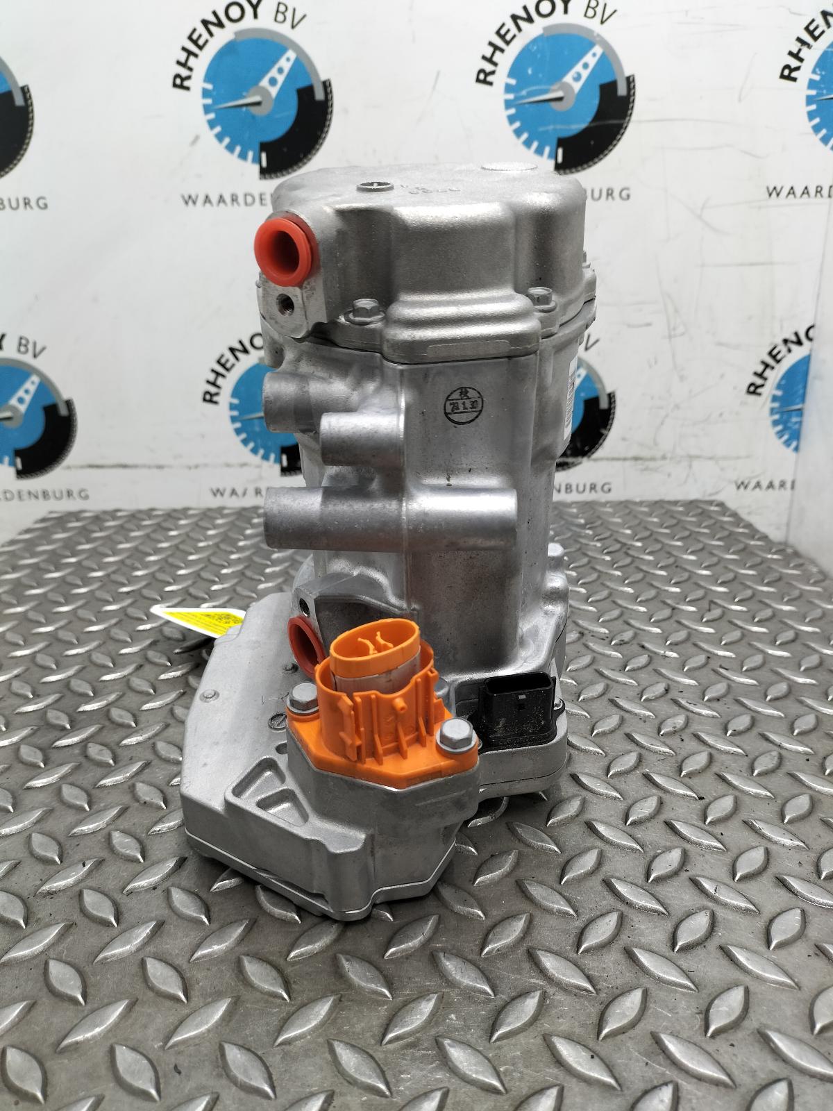 View Auto part Compressor RENAULT MEGANE E-TECH 2023
