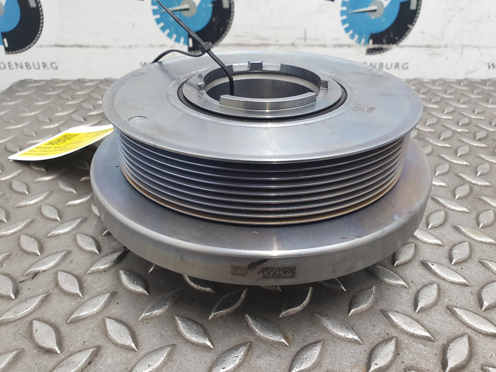 Bekijk Auto-onderdeel KRUKAS POELIE BMW 3 SERIES 2023