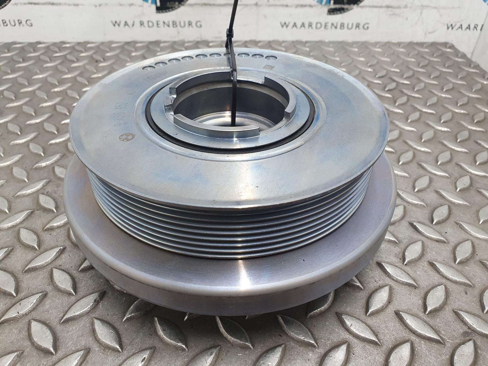 Bekijk Auto-onderdeel KRUKAS POELIE BMW 3 SERIES 2023