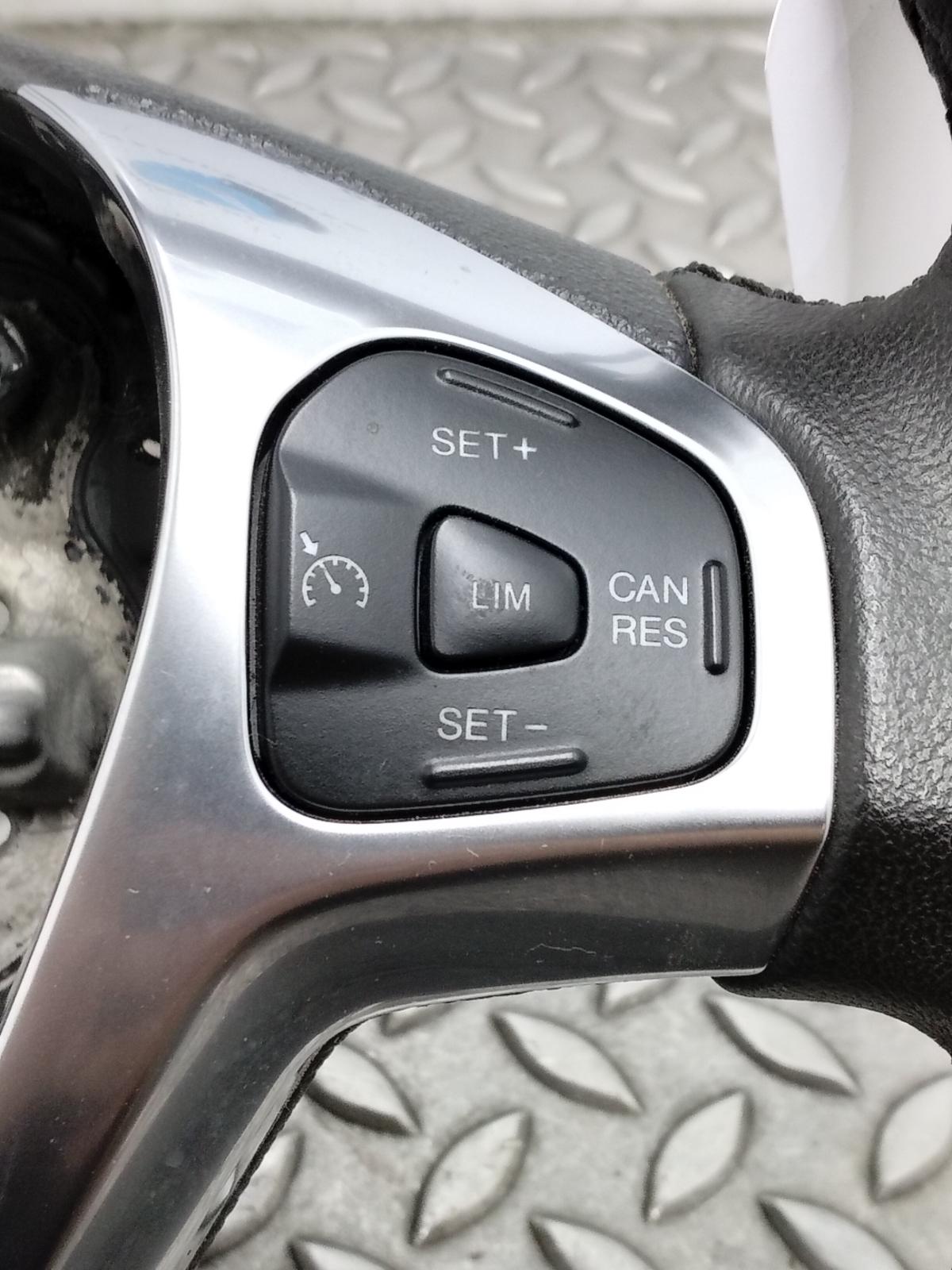 View Auto part STUURWIEL FORD TRANSIT COURIER 2021