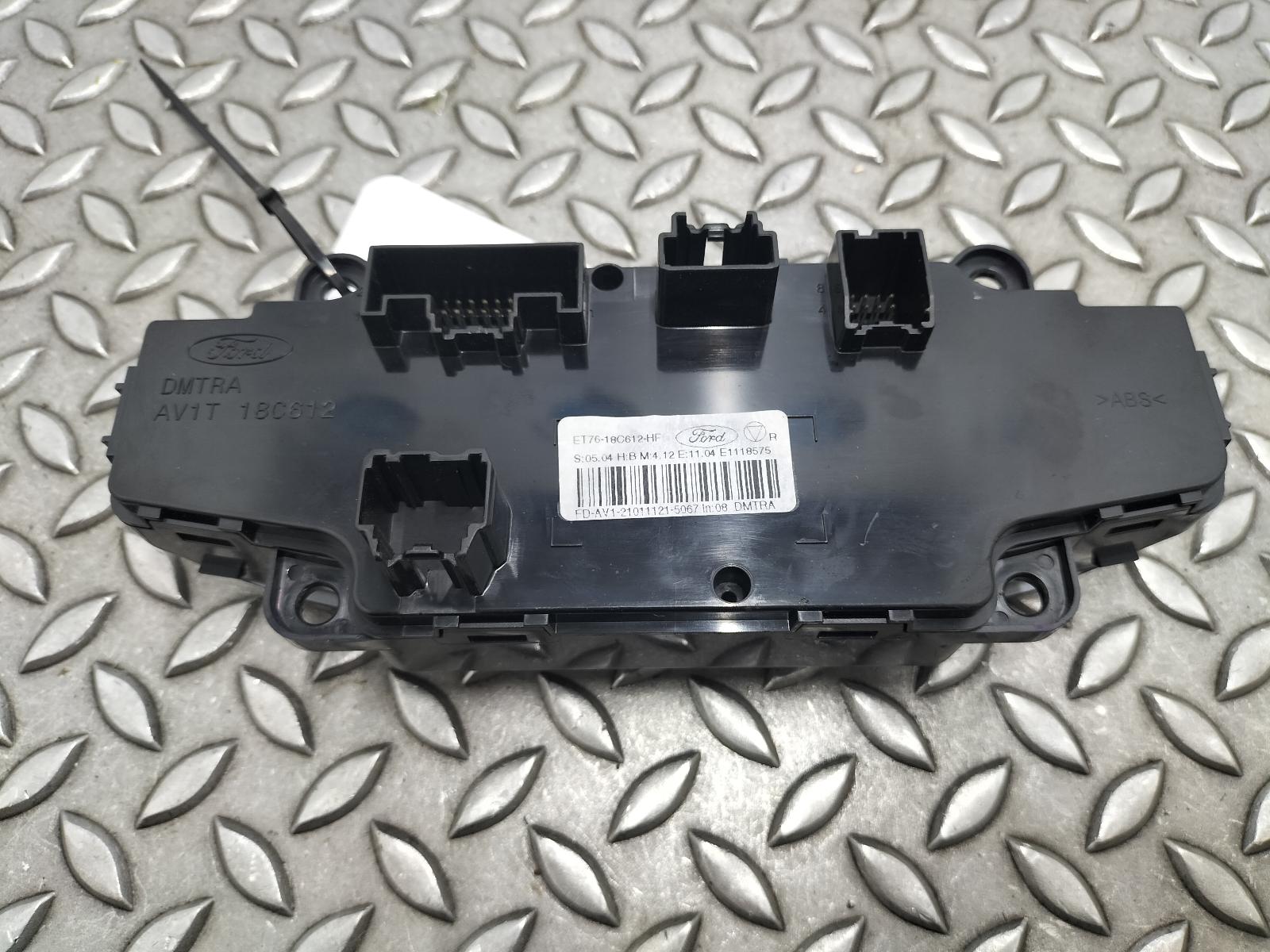 2021 FORD TRANSIT COURIER KACHEL BEDIENINGSPANEEL View Auto part KACHEL BEDIENINGSPANEEL FORD TRANSIT COURIER 2021