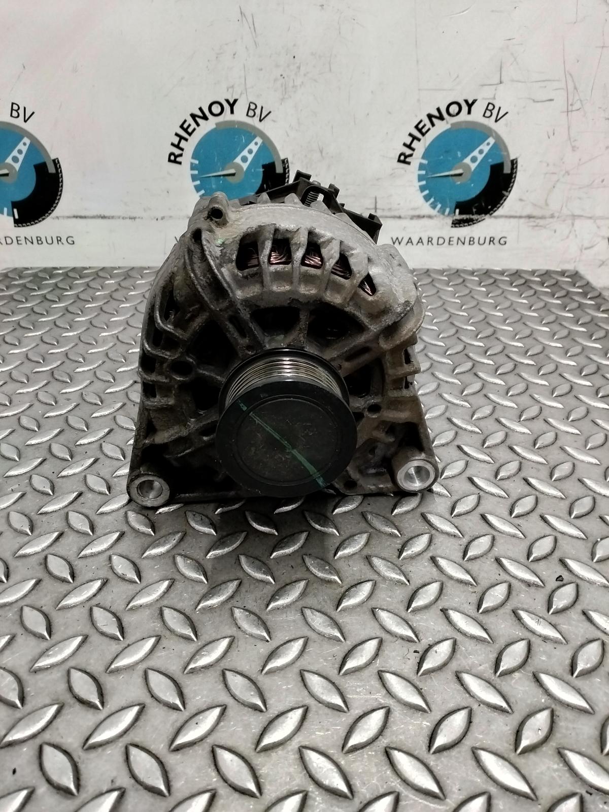 Bekijk Auto-onderdeel DYNAMO FORD TRANSIT COURIER 2021