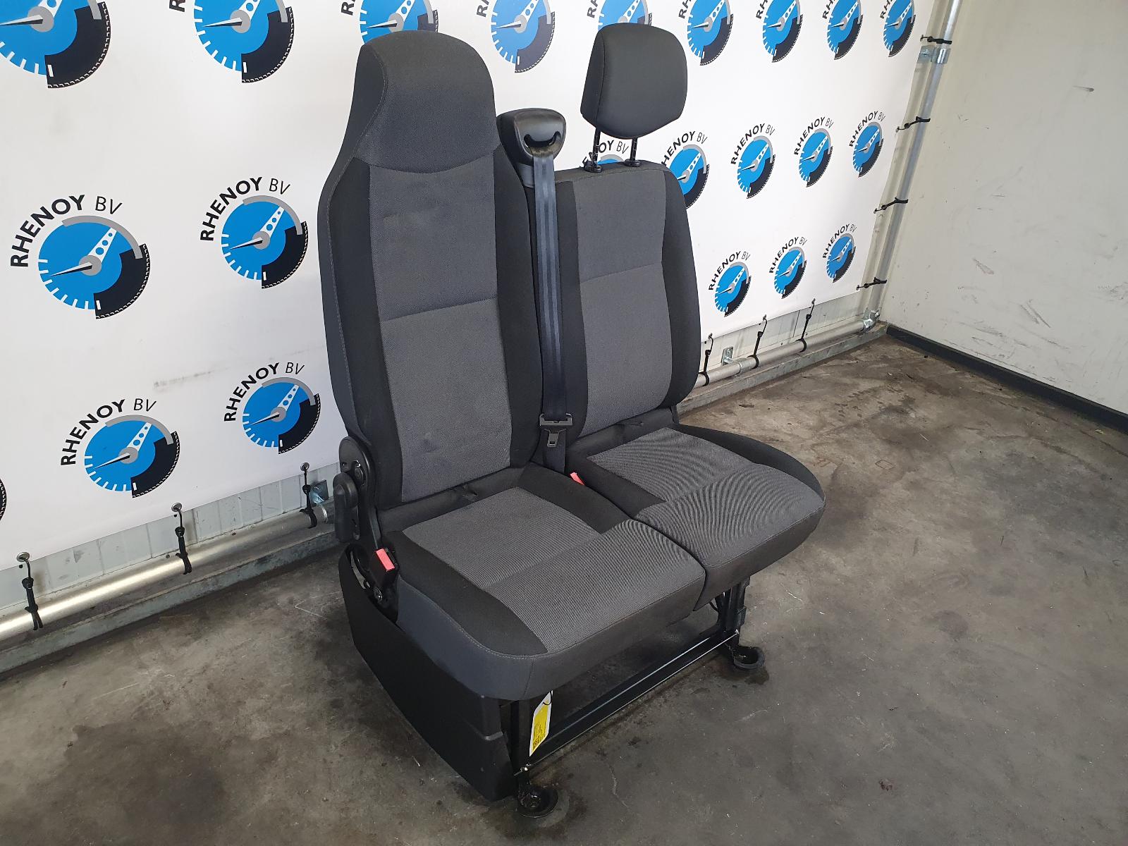 2019 RENAULT MASTER STOEL VOOR View Auto part STOEL VOOR RENAULT MASTER 2019