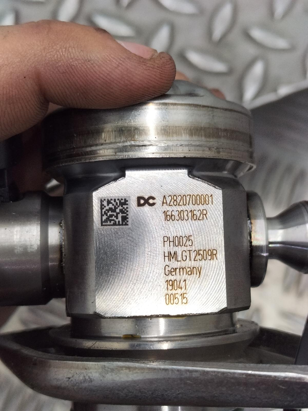2022 RENAULT CAPTUR Injector Pump View Auto part Injector Pump RENAULT CAPTUR 2022
