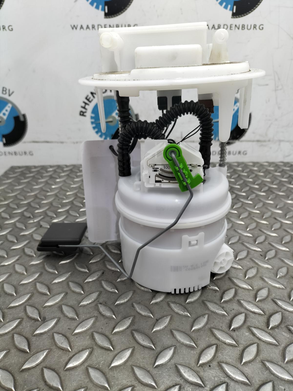 View Auto part Fuel Sending Unit PEUGEOT 208 2025
