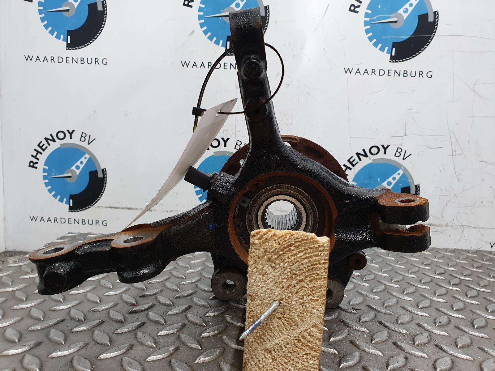 View Auto part FUSEE RV PEUGEOT 208 2025