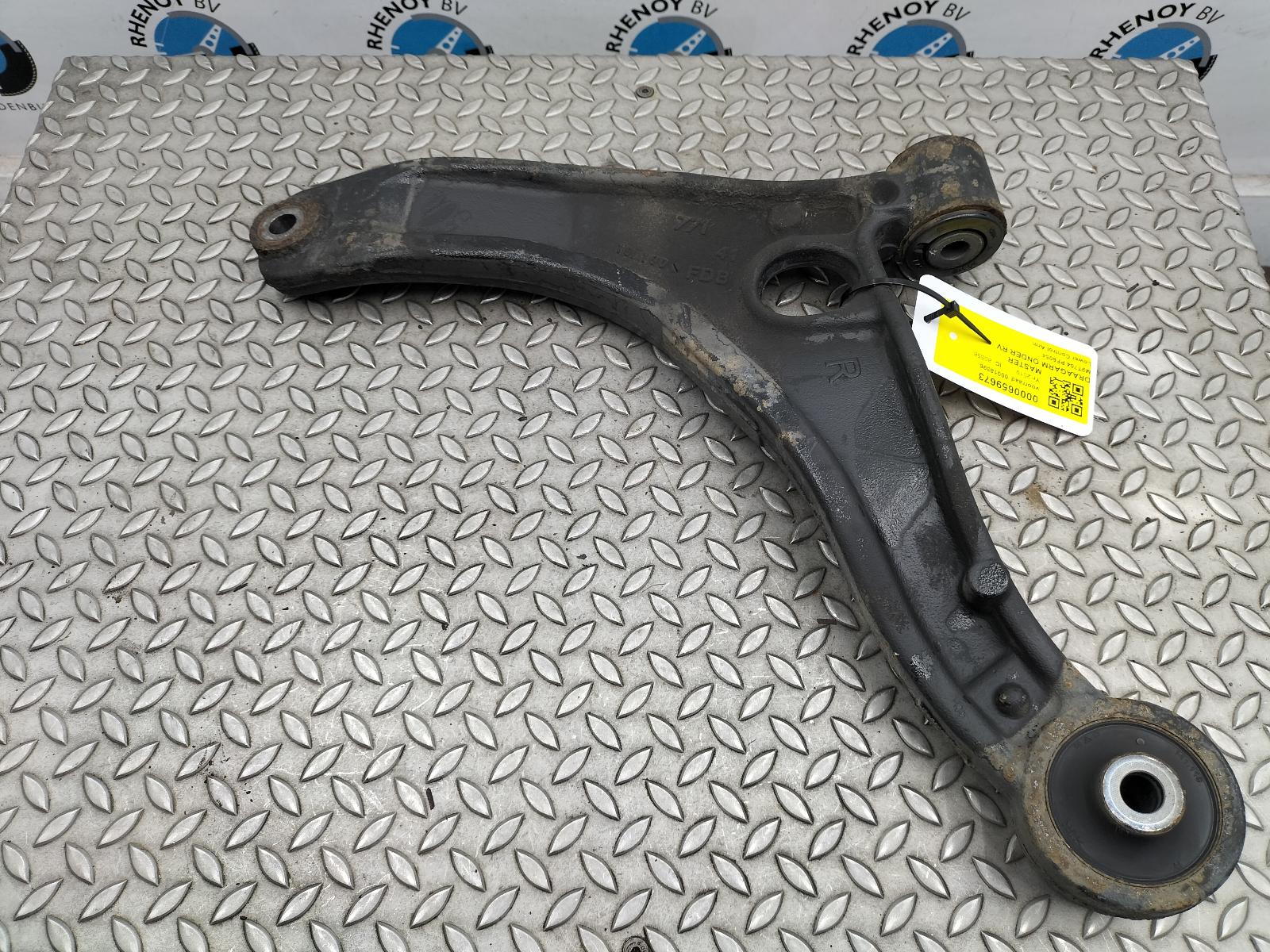 View Auto part DRAAGARM ONDER RV RENAULT MASTER 2019