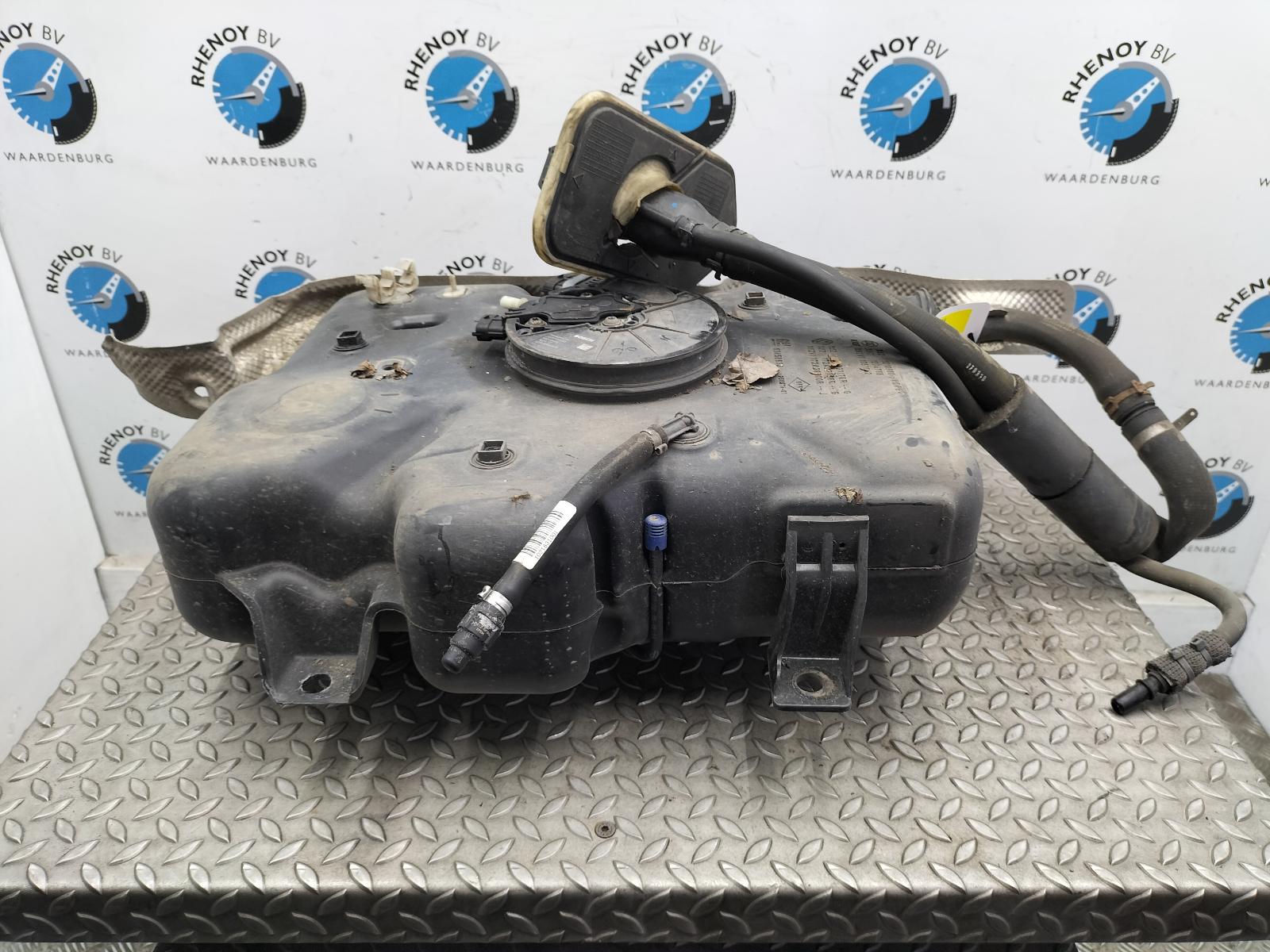 2019 RENAULT MASTER ADBLUE POMP View Auto part ADBLUE POMP RENAULT MASTER 2019