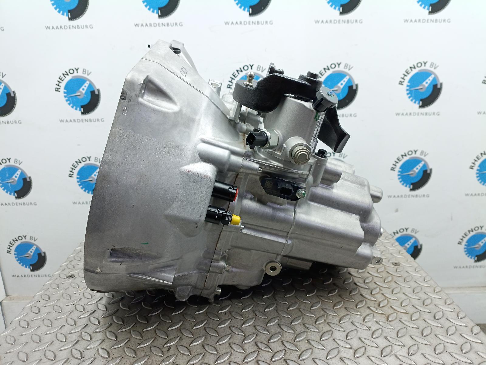 2024 FORD TRANSIT COURIER TRANSMISSIE / VERSNELLINGSBAK View Auto part TRANSMISSIE / VERSNELLINGSBAK FORD TRANSIT COURIER 2024