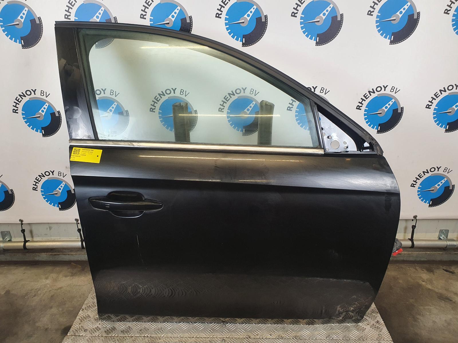 View Auto part R Front Door VAUXHALL / OPEL CORSA 2023
