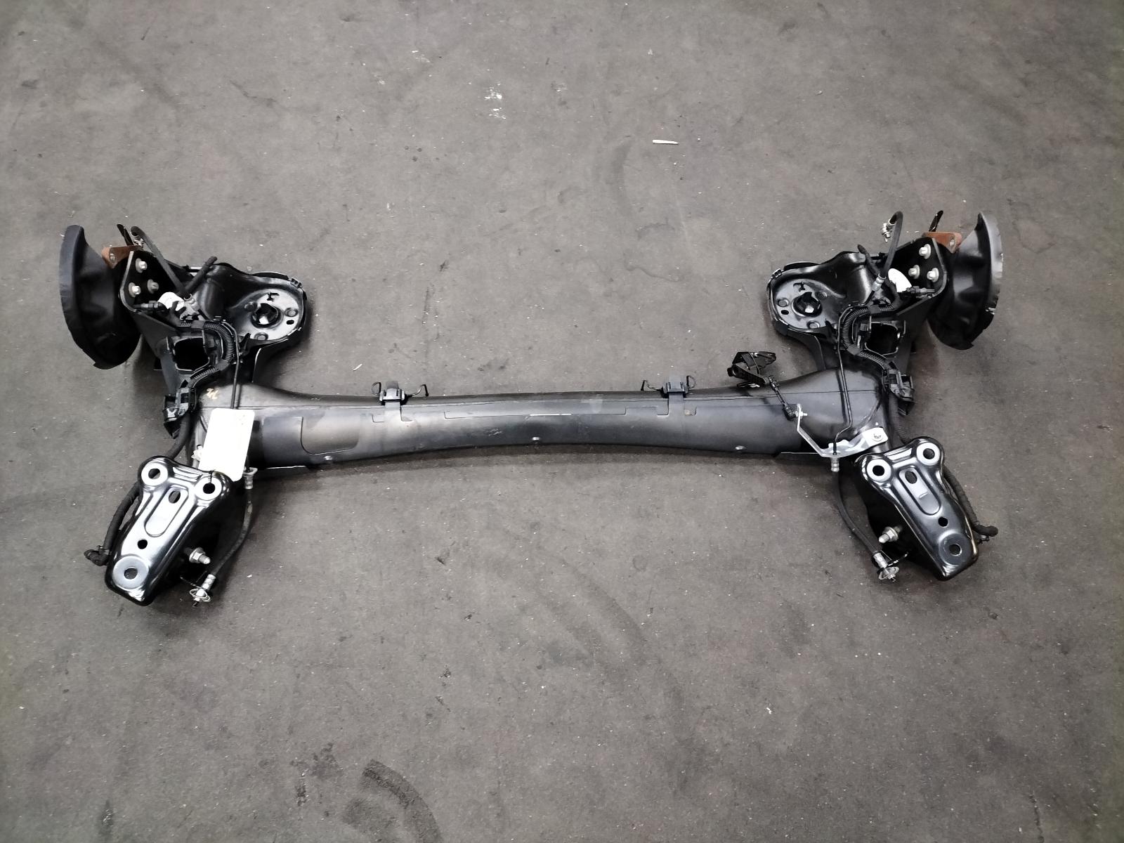 Bekijk Auto-onderdeel STARRE ACHTER AS PEUGEOT 208 2025