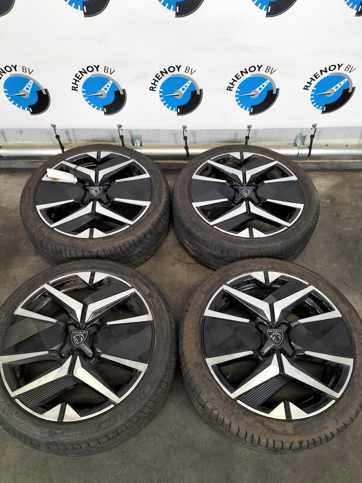2025 PEUGEOT 208 VELGEN SET View Auto part VELGEN SET PEUGEOT 208 2025