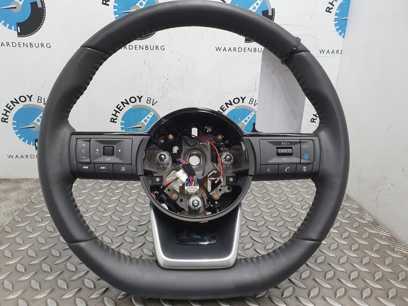 Bekijk Auto-onderdeel STUURWIEL NISSAN QASHQAI 2024