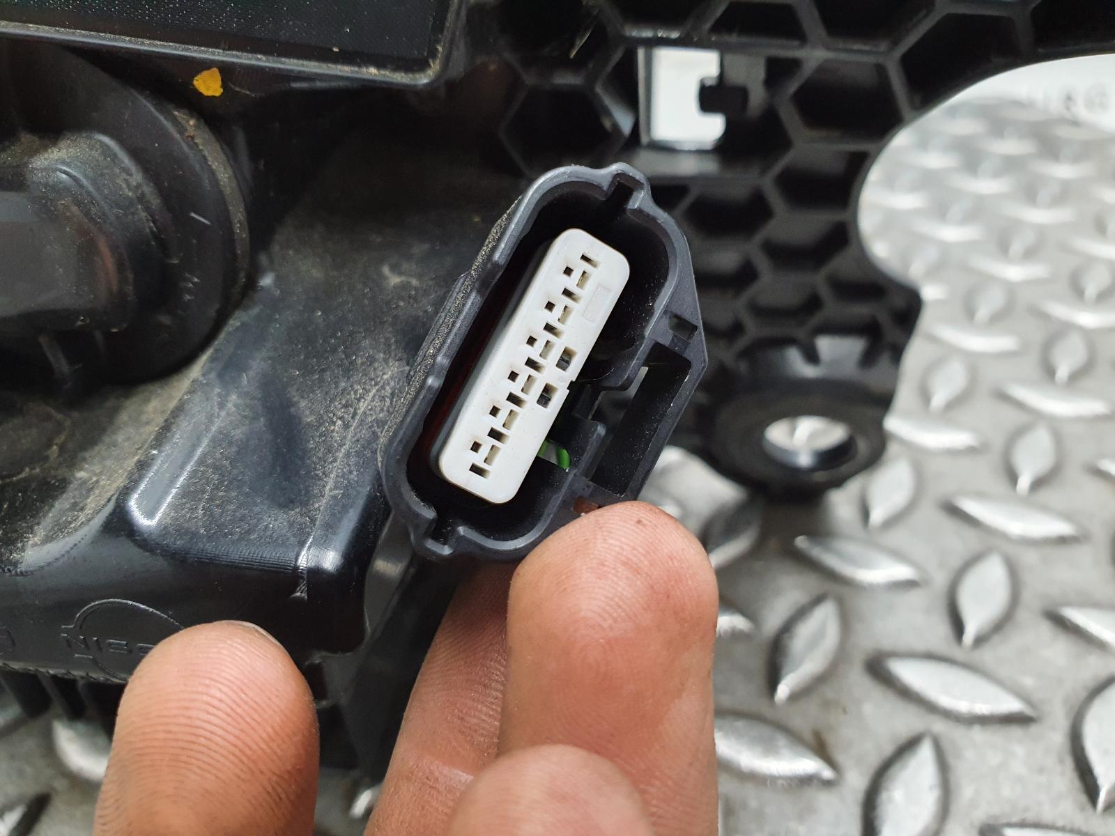 2024 NISSAN QASHQAI ACHTERLICHT R View Auto part ACHTERLICHT R NISSAN QASHQAI 2024