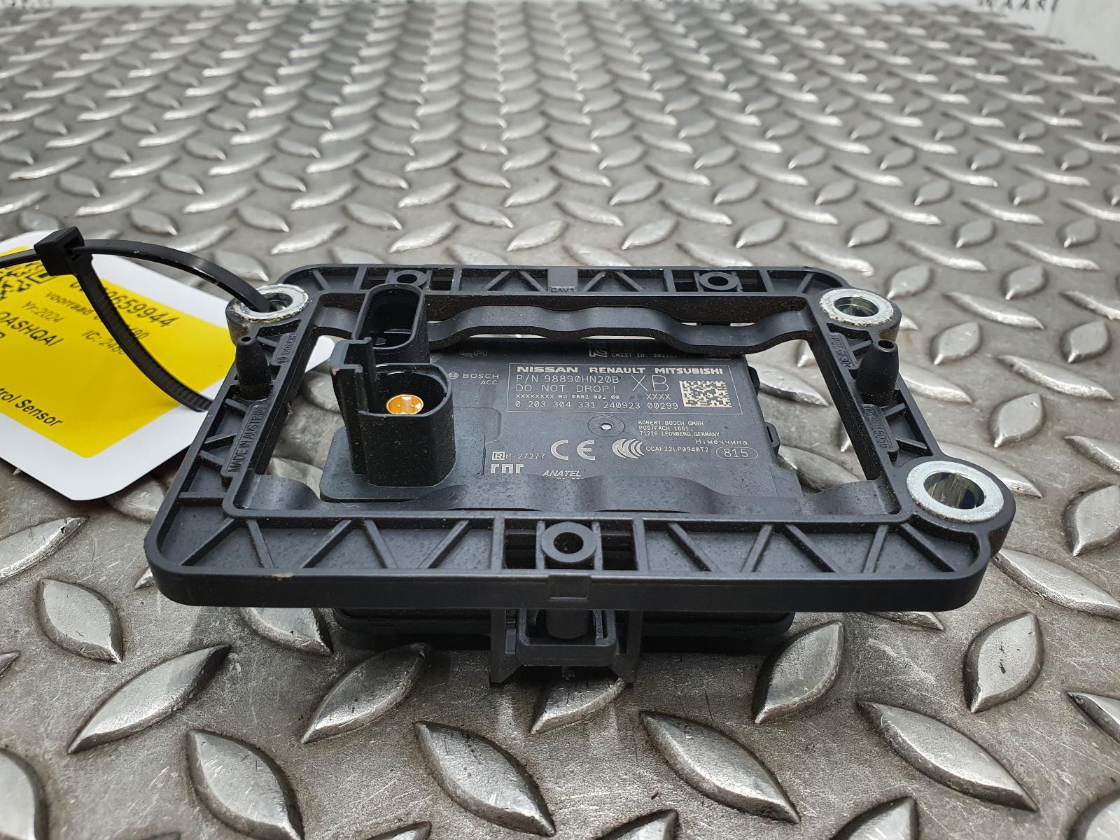 Bekijk Auto-onderdeel SENSOR RADAR NISSAN QASHQAI 2024