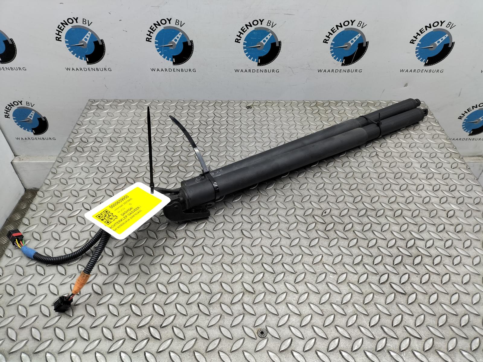 Bekijk Auto-onderdeel ACHTERKLEP GASVEER / ELEKTRISCHE SPINDEL NISSAN QASHQAI 2024