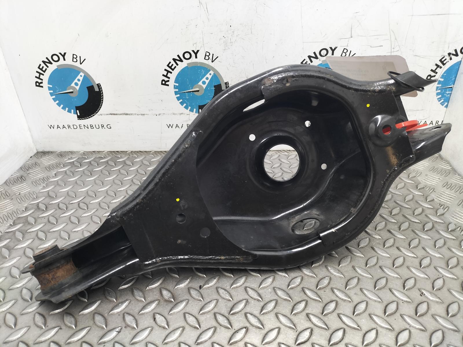 Bekijk Auto-onderdeel DRAAGARM ONDER RA NISSAN QASHQAI 2024