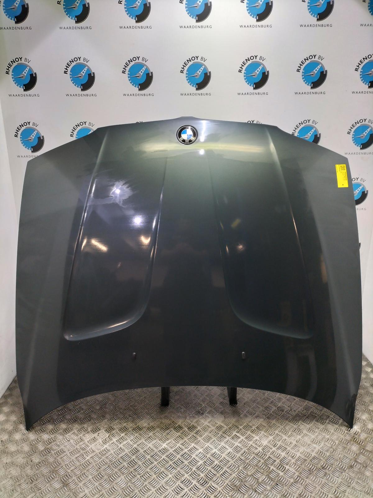 Bekijk Auto-onderdeel MOTORKAP BMW X3 2005