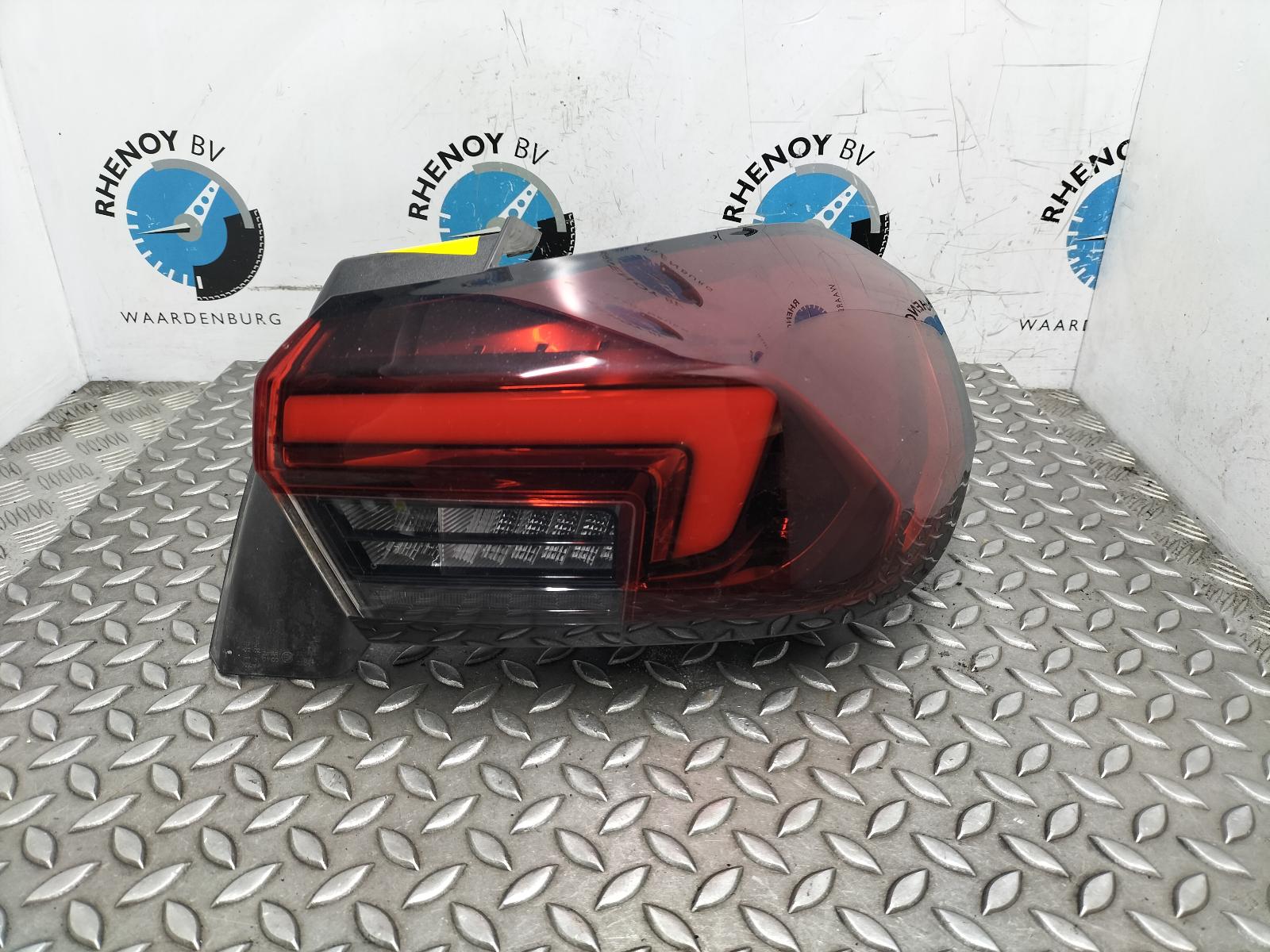 Bekijk Auto-onderdeel ACHTERLICHT R OPEL / VAUXHALL CORSA 2023