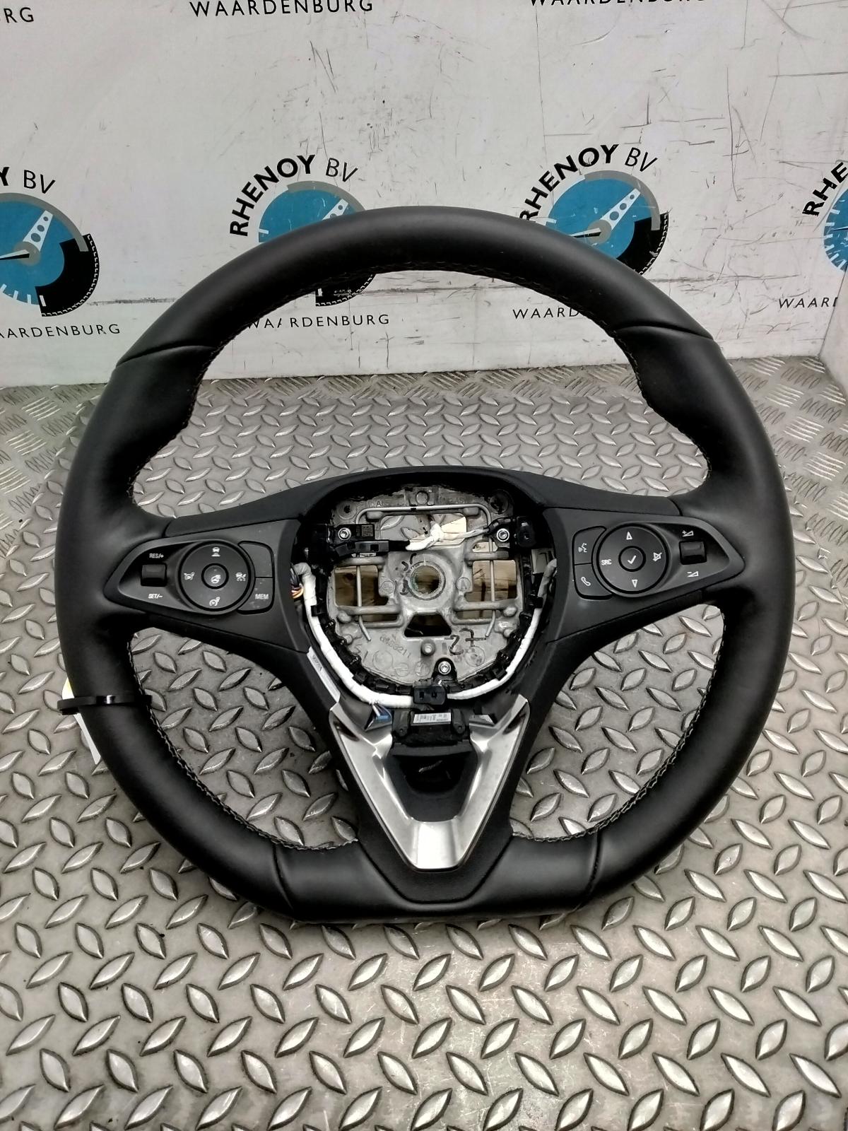 Bekijk Auto-onderdeel STUURWIEL OPEL / VAUXHALL CORSA 2023