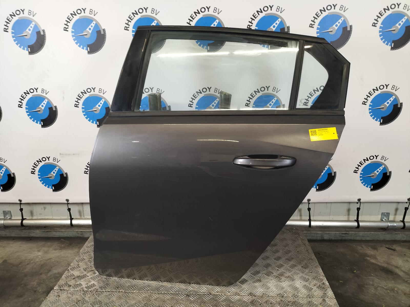 Bekijk Auto-onderdeel PORTIER LA  OPEL / VAUXHALL ASTRA 2023
