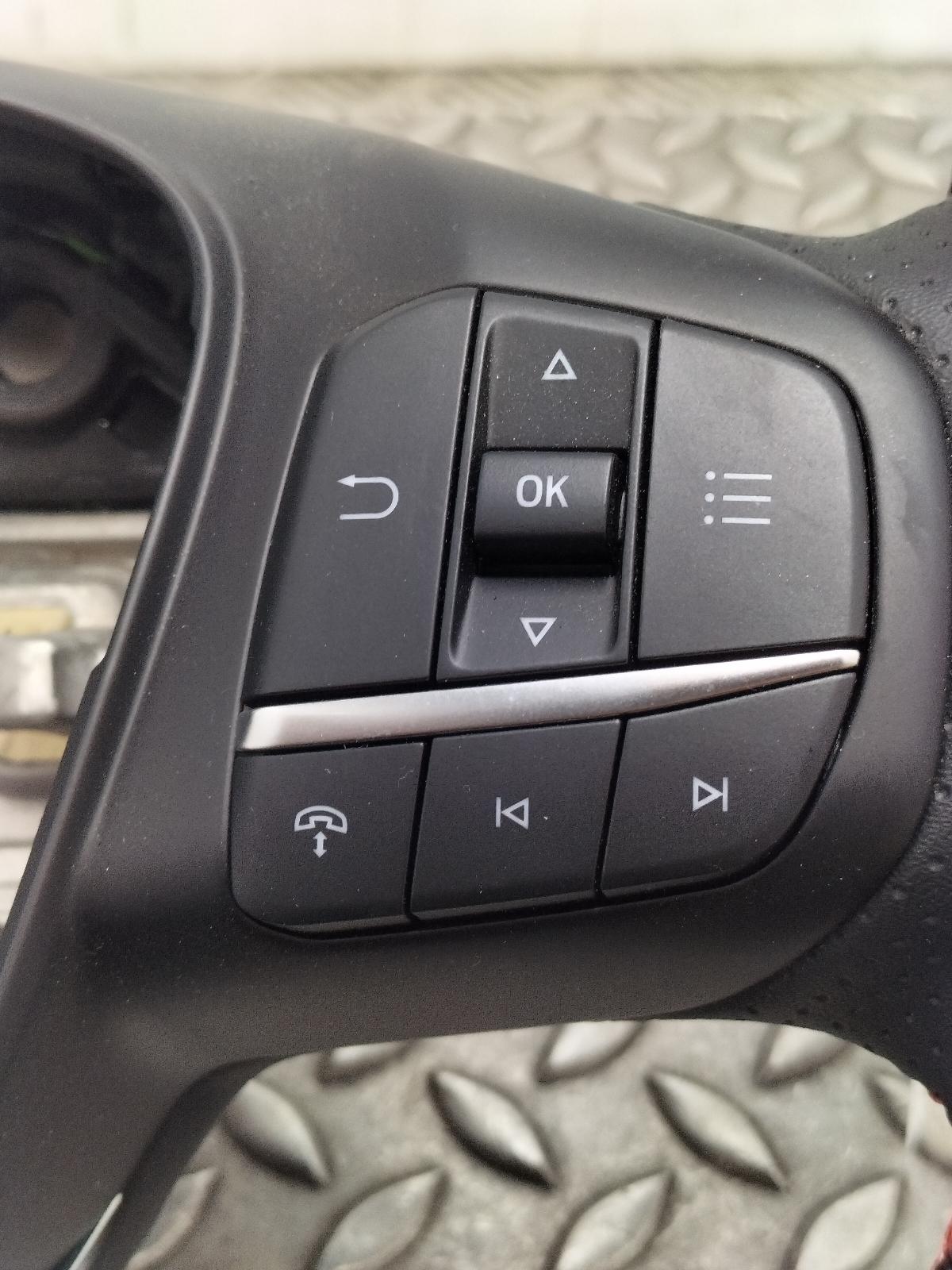 2024 FORD KUGA STUURWIEL View Auto part STUURWIEL FORD KUGA 2024
