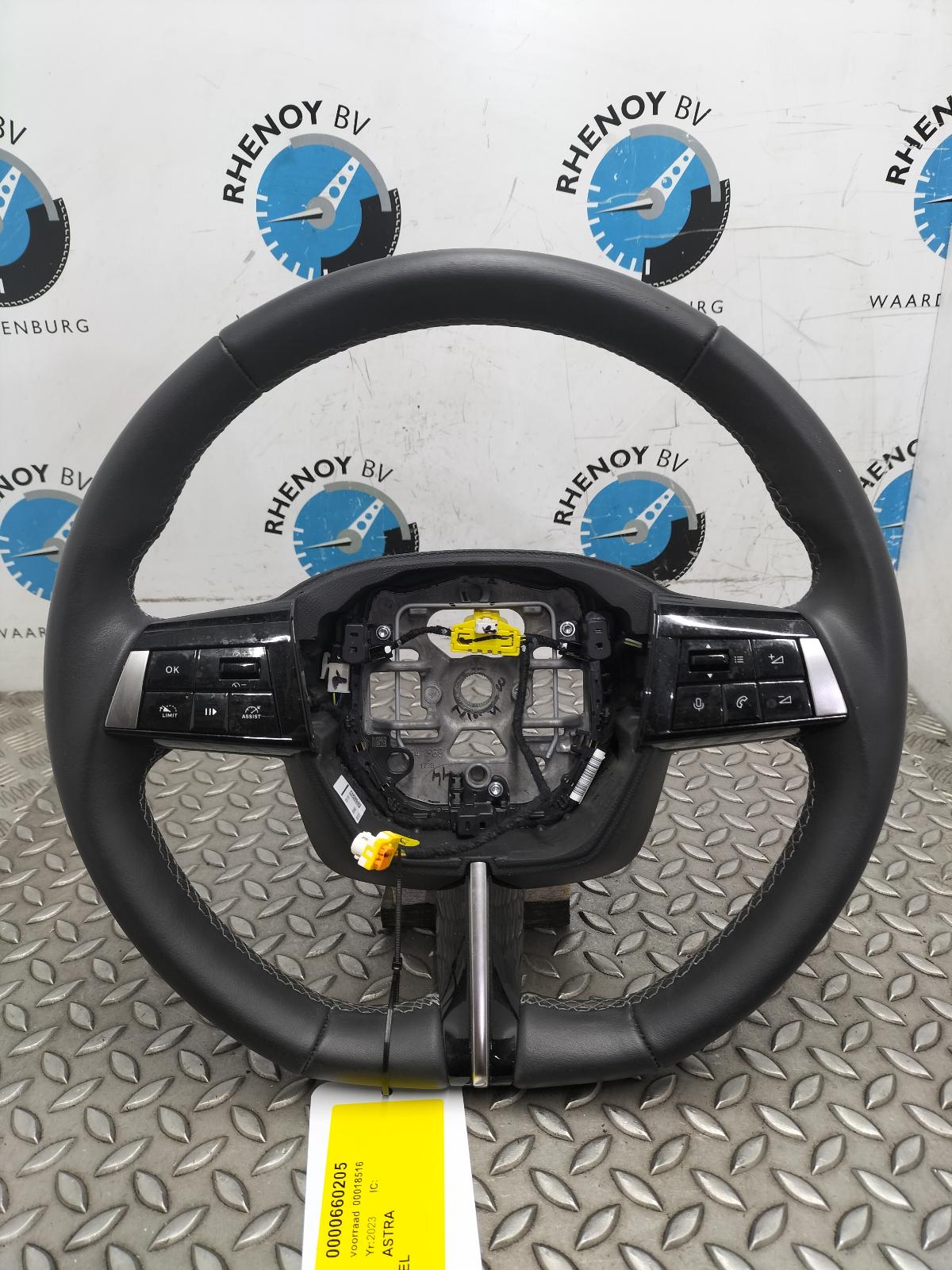 Bekijk Auto-onderdeel STUURWIEL OPEL / VAUXHALL ASTRA 2023