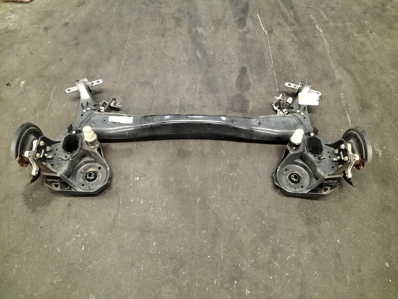 Bekijk Auto-onderdeel STARRE ACHTER AS OPEL / VAUXHALL ASTRA 2023