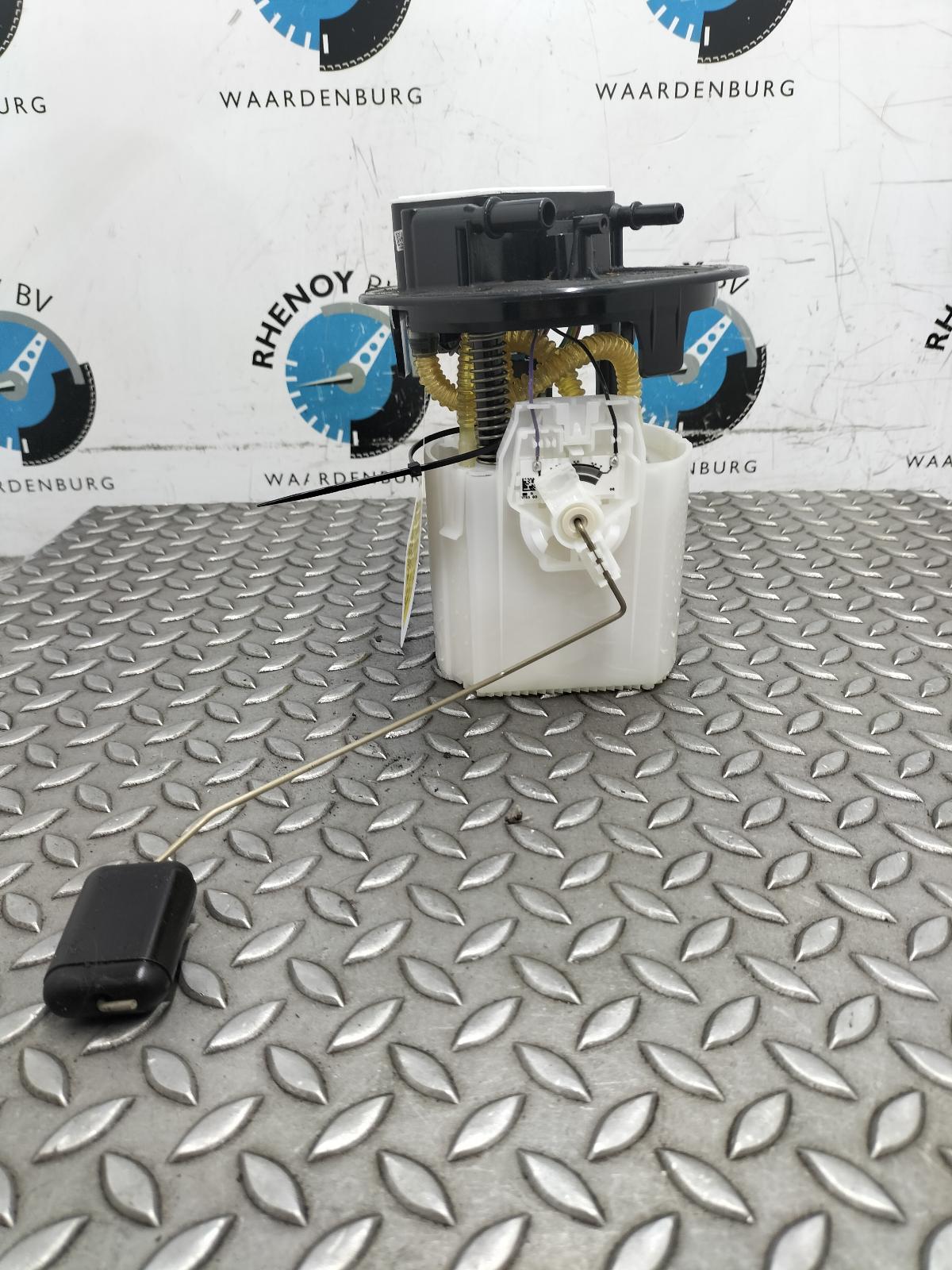 Bekijk Auto-onderdeel BRANDSTOF POMP (IN TANK)  OPEL / VAUXHALL ASTRA 2023