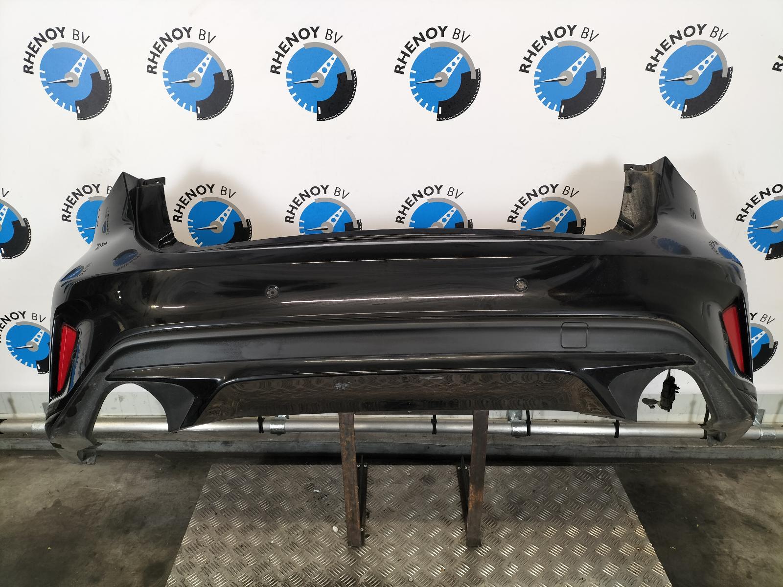 Bekijk Auto-onderdeel BUMPER ACHTER FORD FOCUS 2023