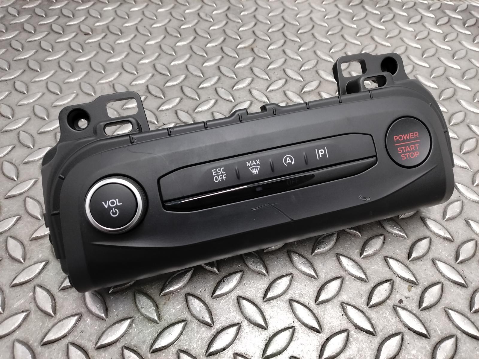 View Auto part NAVIGATIE FORD FOCUS 2023