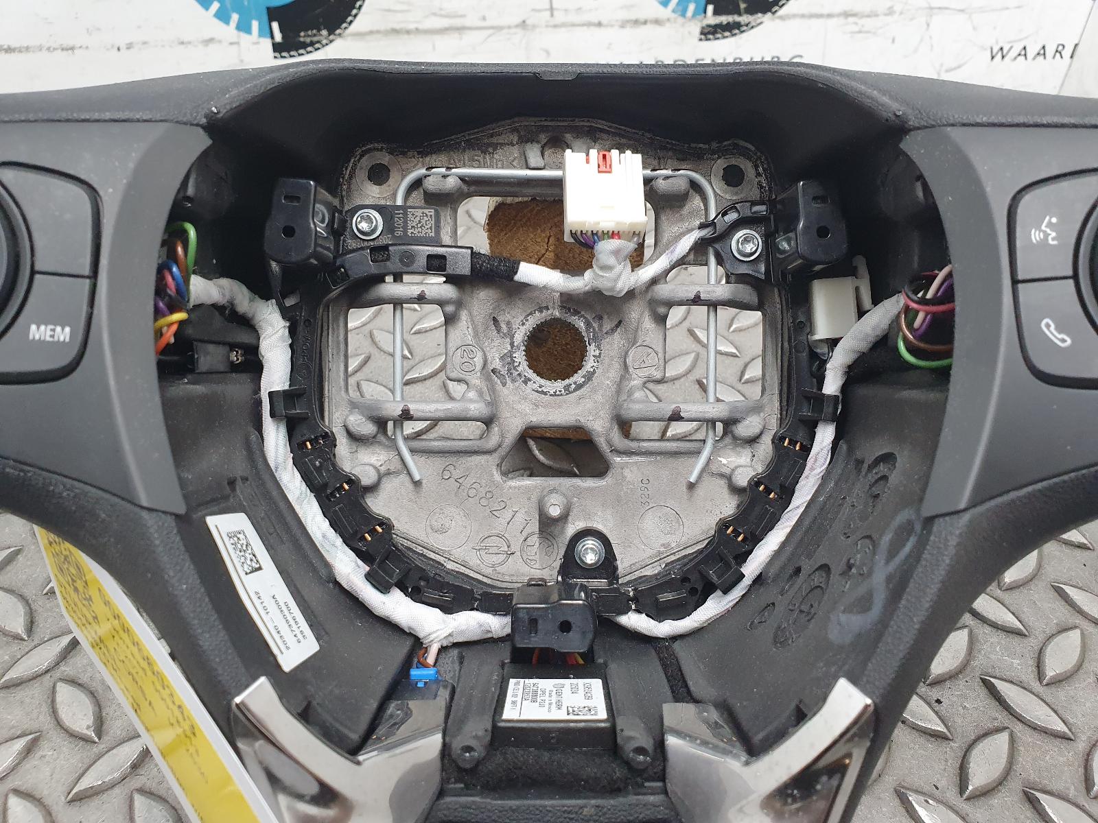 2021 OPEL / VAUXHALL CORSA STUURWIEL View Auto part STUURWIEL OPEL / VAUXHALL CORSA 2021